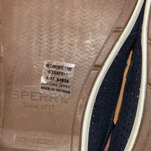 Sperry Coil Ivy Perforated Boat Shoes - Picture 7 of 7